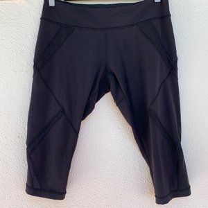 Lululemon Mid-Rise Crop Leggings